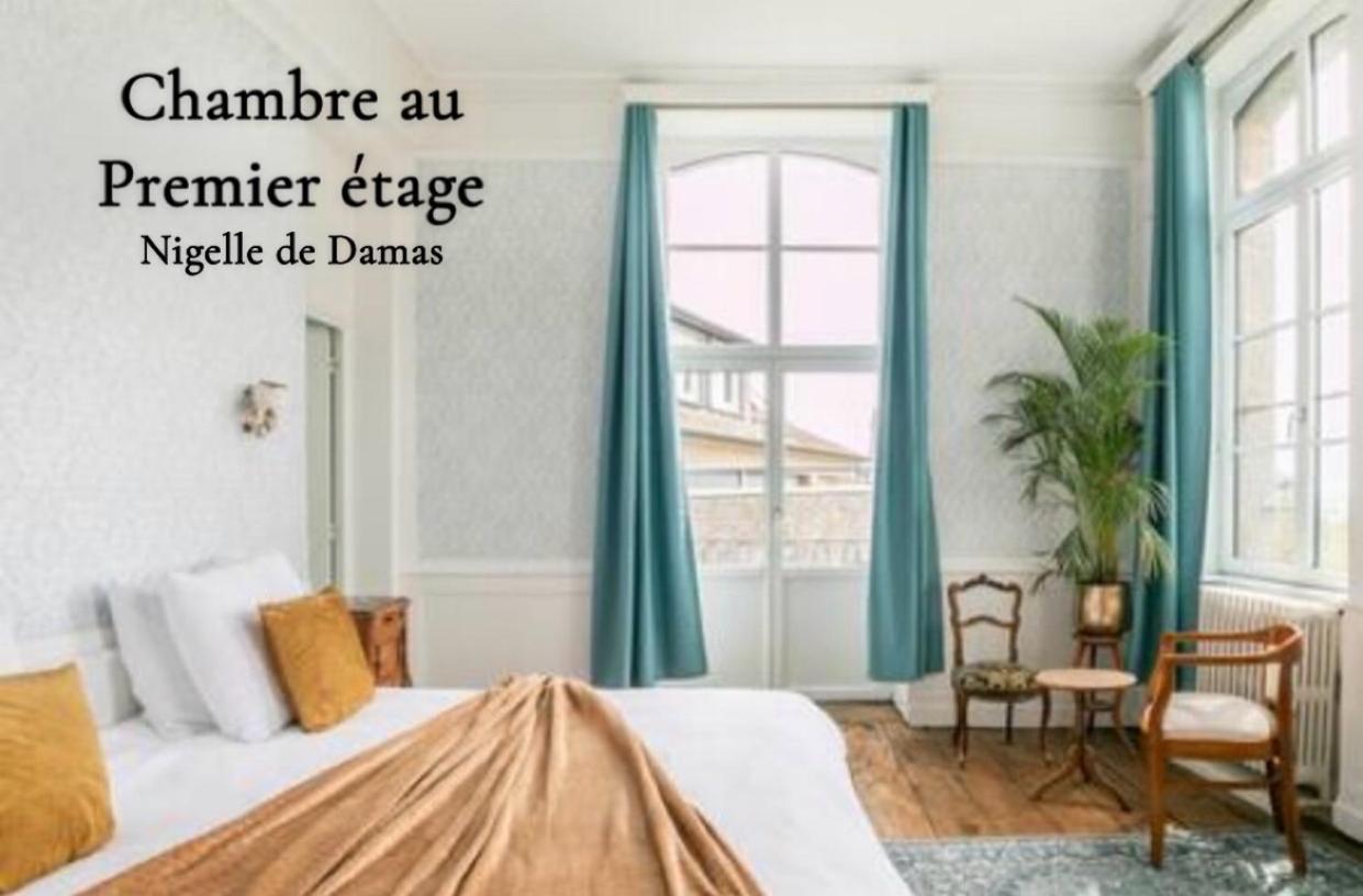 Mercier De Montigny - Les Chambres Du Beffroi - Spa Et Massage Fougères Exteriör bild